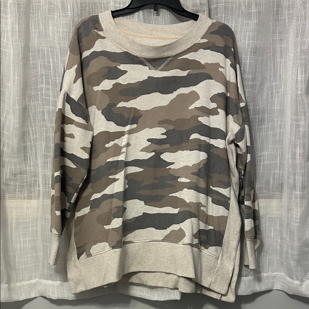 Aerie Camo Sweatshirt - Gray and Brown